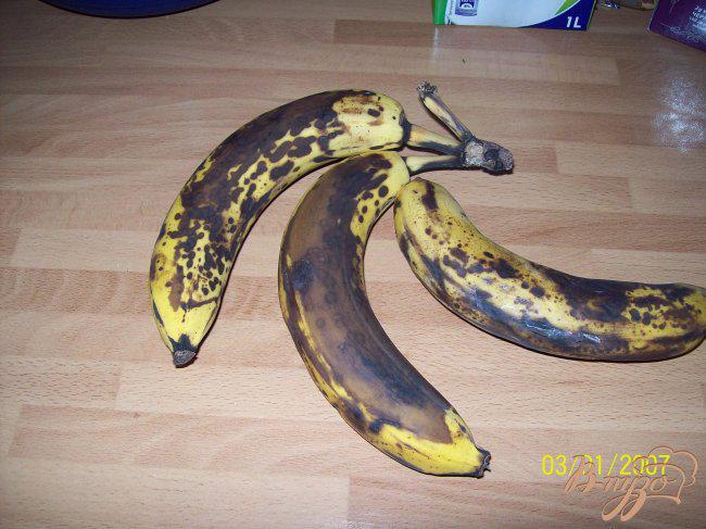 Фото приготовление рецепта: Банановые блинчики. шаг №1