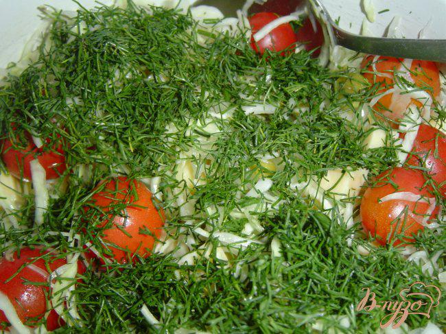 Фото приготовление рецепта: Запеканка с капустой,сыром, зеленым горошком шаг №5