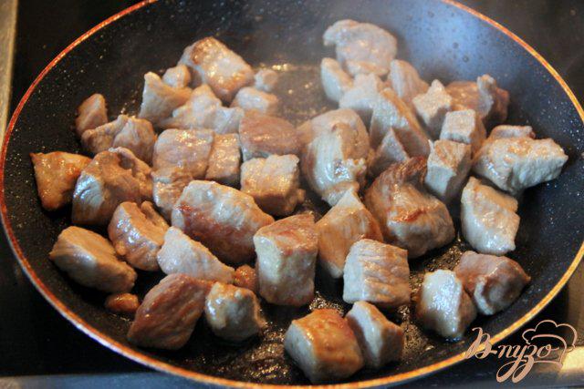 Фото приготовление рецепта: Мясо по-фламандски шаг №1
