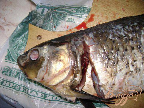 Фото приготовление рецепта: Фаршированная рыба шаг №3