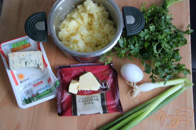 Фото приготовление рецепта: Картофельная запеканка «пикантная» шаг №1