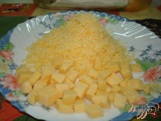 Фото приготовление рецепта: Клёцки с сыром и шпинатом шаг №4