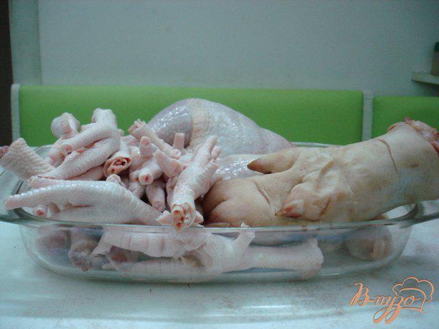 Фото приготовление рецепта: Холодец из куриных лапок. шаг №1