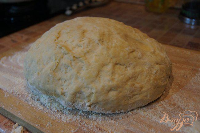 Фото приготовление рецепта: Пирог с начинкой из картофеля, грибов и бекона шаг №1