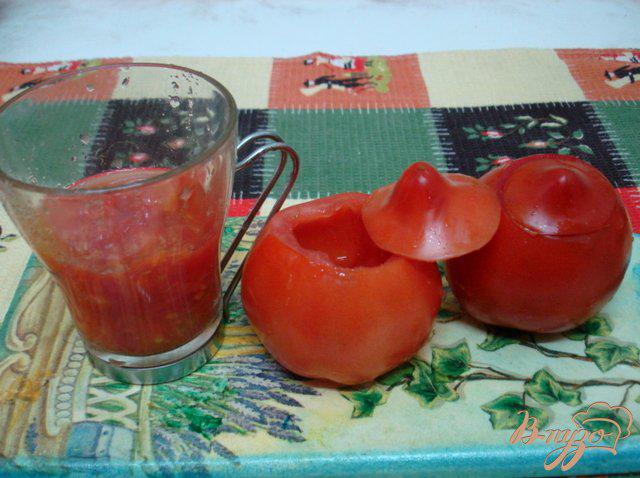 Фото приготовление рецепта: Яичница в помидорах шаг №1