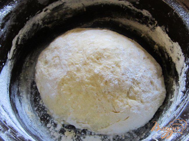 Фото приготовление рецепта: Тесто для пирожков шаг №3