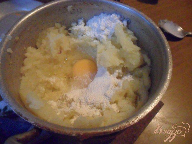 Фото приготовление рецепта: Картофельный кордон - блю шаг №2