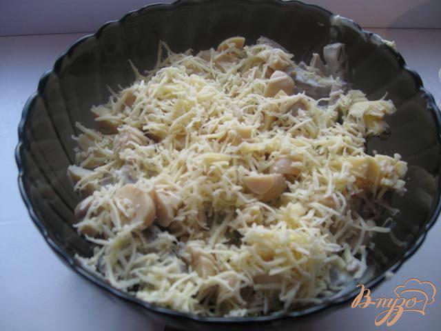 Фото приготовление рецепта: Теплый салат  из языка «Новость» шаг №7