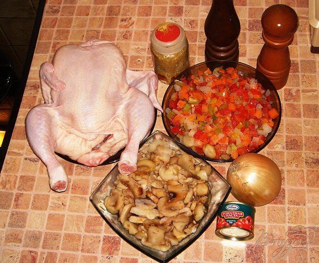 Фото приготовление рецепта: Курица с овощами шаг №1