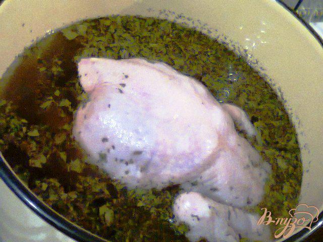 Фото приготовление рецепта: Курица фаршированная гречкой. шаг №2