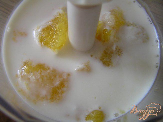 Фото приготовление рецепта: Молочно-персиковый коктейль шаг №1