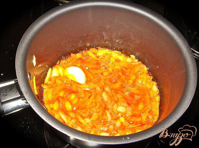 Фото приготовление рецепта: Суп с фрикадельками и брокколи шаг №5