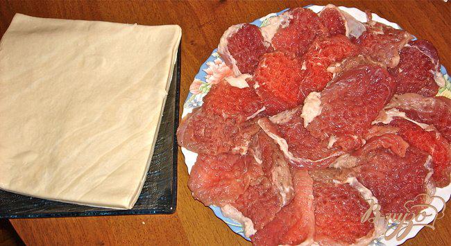 Фото приготовление рецепта: Отбивные из свиной вырезки в тесте шаг №1