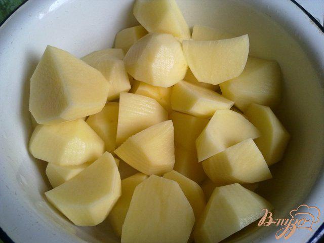 Фото приготовление рецепта: Ароматный картофель шаг №2