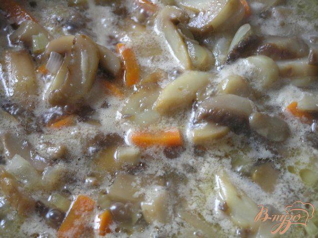 Фото приготовление рецепта: Котлеты из белой фасоли с грибами шаг №3