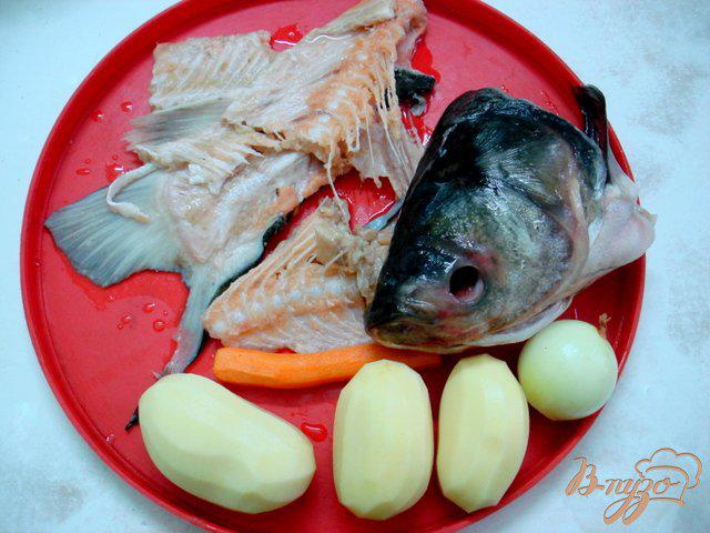 Фото приготовление рецепта: Суп с рыбными фрикадельками  (бюджетный) шаг №2