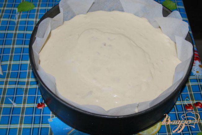 Фото приготовление рецепта: Пирог с сырковой массой «Забава» шаг №5