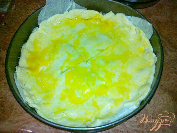 Фото приготовление рецепта: Пирог с яблоками, маком и грецкими орехами шаг №7