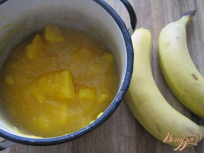 Фото приготовление рецепта: Пирог бананово-тыквенный шаг №2