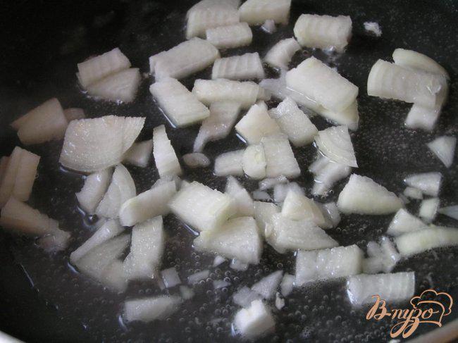 Фото приготовление рецепта: Куриные грудки в кремово-горчичном соусе шаг №3