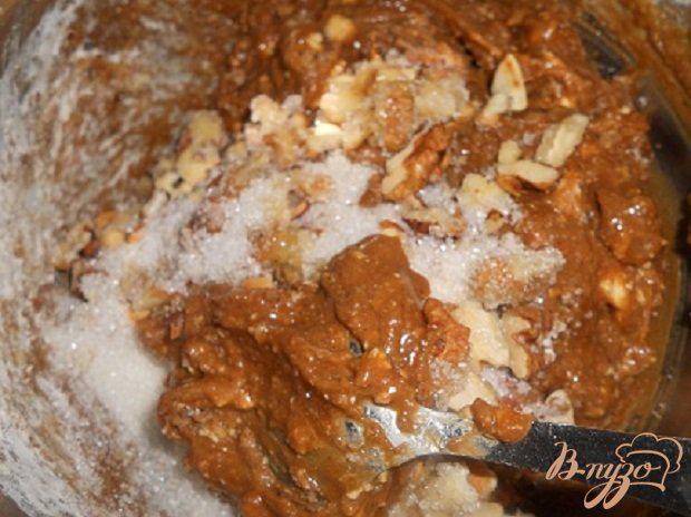 Фото приготовление рецепта: Кофейное печенье с орехами шаг №3