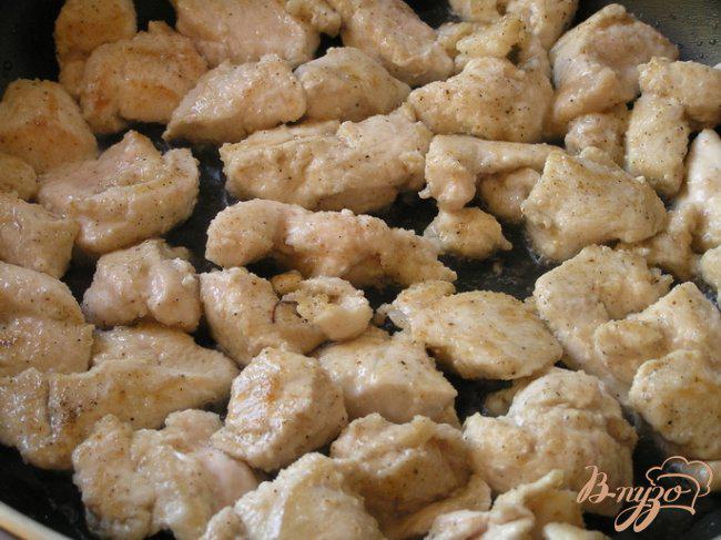 Фото приготовление рецепта: Быстрое жаркое из курицы с овощами шаг №1