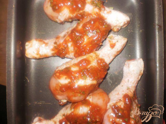 Фото приготовление рецепта: Куриные голени в томатно-соевом маринаде шаг №3
