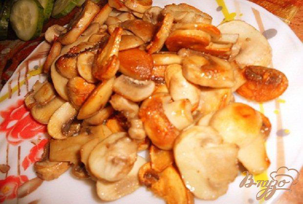 Фото приготовление рецепта: Капустный салат с грибами шаг №1