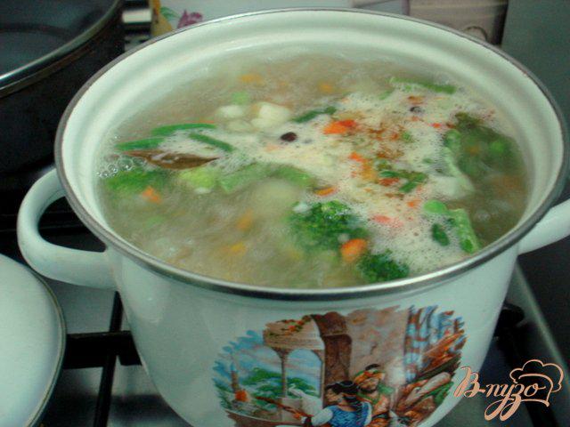 Фото приготовление рецепта: Овощной суп с фрикадельками шаг №5