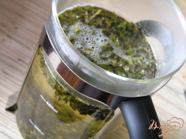 Фото приготовление рецепта: Зеленый чай с водкой шаг №1
