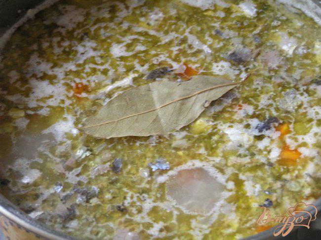 Фото приготовление рецепта: Суп с консервой шаг №5