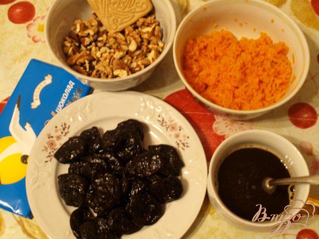 Фото приготовление рецепта: Новогодние конфеты из чернослива шаг №1