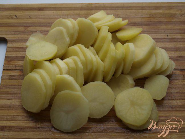 Фото приготовление рецепта: Картофель «Анна» из французской кухни шаг №2