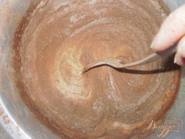 Фото приготовление рецепта: Шоколадный торт шаг №2