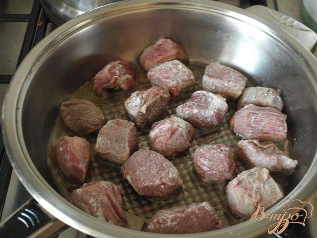 Фото приготовление рецепта: Мясо по-грузински с овощами шаг №2