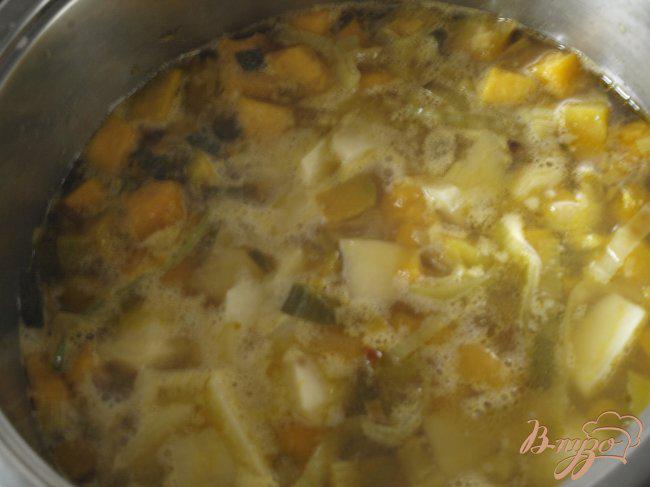 Фото приготовление рецепта: Французский тыквенный суп шаг №2