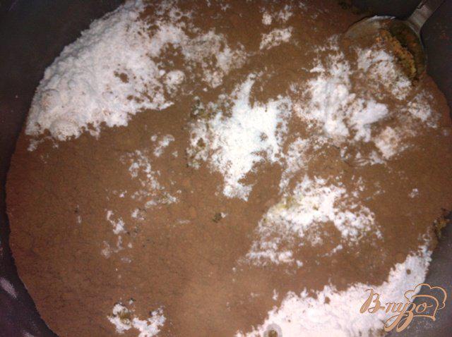 Фото приготовление рецепта: Шоколадно- ореховое печенье шаг №2