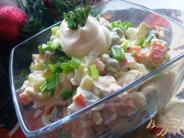 Фото приготовление рецепта: Любимый салат «Столичный» шаг №10