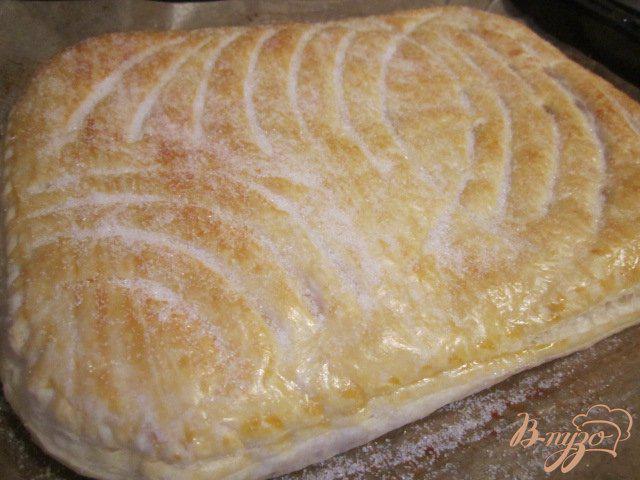 Фото приготовление рецепта: Слоеный пирог с франжипаном шаг №5