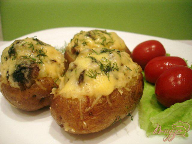 Фото приготовление рецепта: Картофель фаршированный грибами шаг №9
