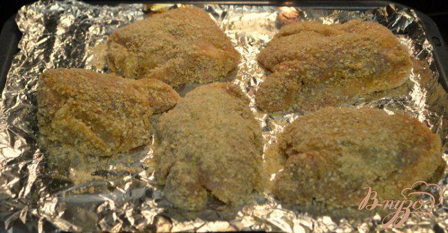 Фото приготовление рецепта: Куриные бедрышки в кунжуте шаг №2