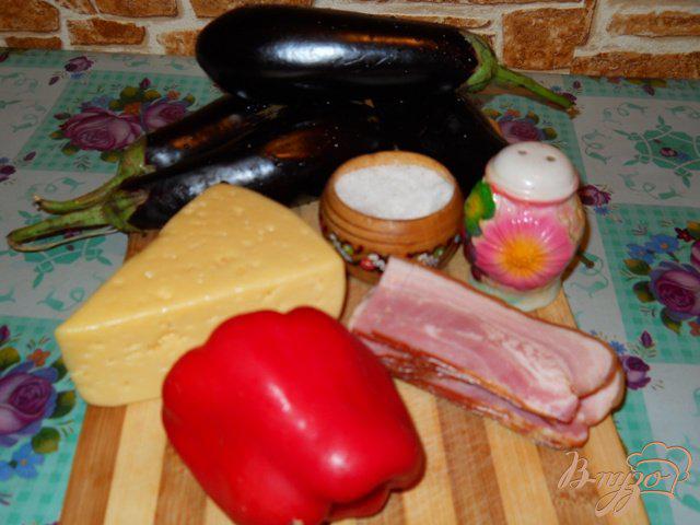 Фото приготовление рецепта: Баклажаны запеченные с ветчиной и сыром шаг №1