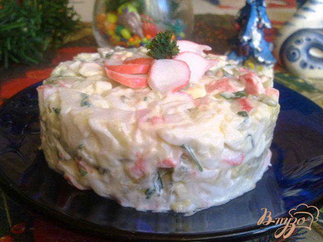 Фото приготовление рецепта: Нежный крабовый салатик. шаг №7