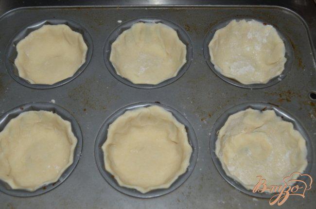Фото приготовление рецепта: Мини яблочный пирог(Mini Apple Pies) шаг №3