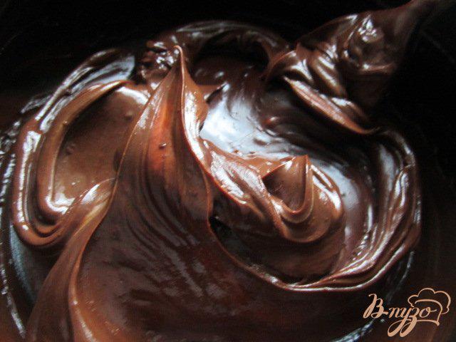 Фото приготовление рецепта: Шоколадный тарт с грушами шаг №6