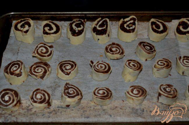 Фото приготовление рецепта: Печенье  с начинкой шаг №7