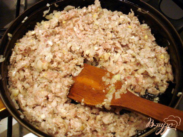 Фото приготовление рецепта: Рисовая запеканка с фаршем шаг №2