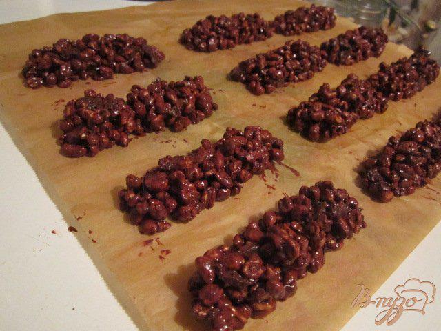 Фото приготовление рецепта: Шоколадные батончики шаг №5