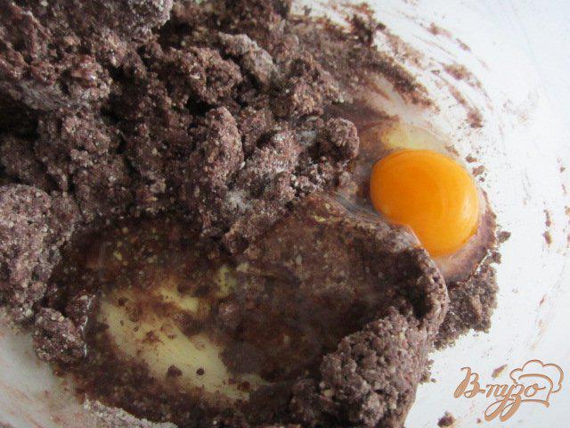 Фото приготовление рецепта: Круассаны с шоколадным франжипаном шаг №2