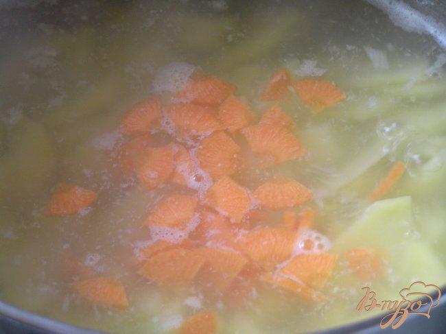 Фото приготовление рецепта: Суп с тунцом и молодой кукурузой шаг №1